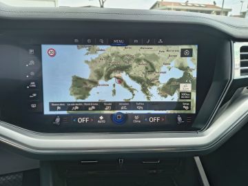 VOLKSWAGEN - Touareg 3.0 V6 TDI SCR Elegance (11 di 21)