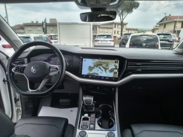 VOLKSWAGEN - Touareg 3.0 V6 TDI SCR Elegance (16 di 21)