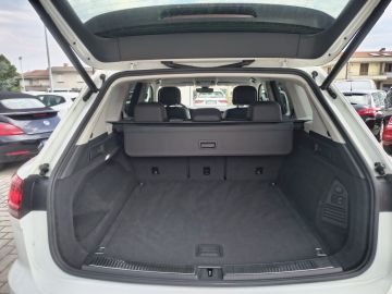 VOLKSWAGEN - Touareg 3.0 V6 TDI SCR Elegance (20 di 21)