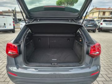 AUDI - Q2 1.6 TDI S tronic Business (6 di 18)