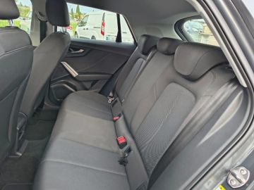 AUDI - Q2 1.6 TDI S tronic Business (14 di 18)