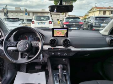 AUDI - Q2 1.6 TDI S tronic Business (16 di 18)