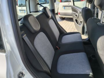 FIAT - Panda 1.2 EasyPower Lounge (13 di 18)