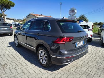 VOLKSWAGEN - Tiguan 2.0 TDI 150 CV SCR DSG Life (6 di 25)