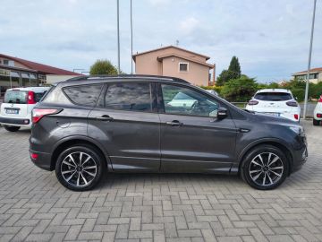 FORD - Kuga 1.5 EcoBoost 120 CV S&S 2WD ST-Line (4 di 22)