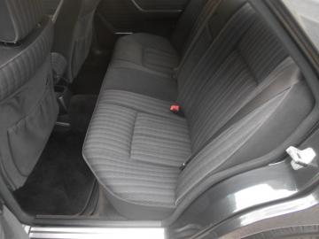 MERCEDES -  200e (7 di 10)