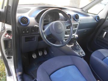 PEUGEOT - 1007 1.6 HDi Sporty (6 di 10)