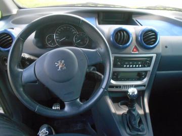 PEUGEOT - 1007 1.6 HDi Sporty (9 di 10)