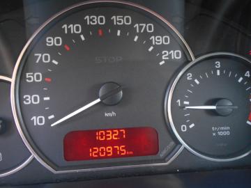 PEUGEOT - 1007 1.6 HDi Sporty (10 di 10)