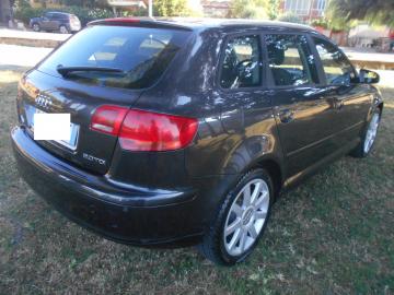 AUDI - A3 2.0 Tdi SPB Quattro S Tronic Design (7 di 10)