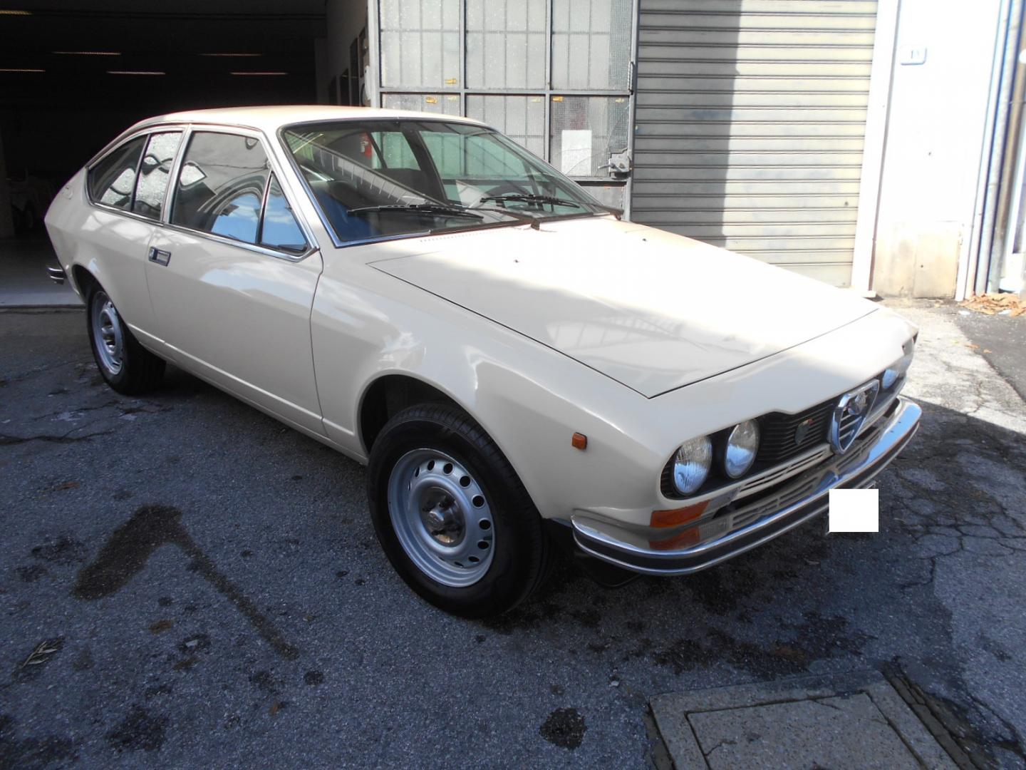 ALFA ROMEO - Alfetta GT 1.6