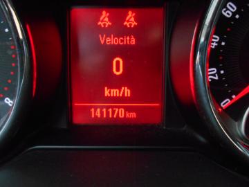 OPEL - Adam 1.4 87 CV GPL Tech Black Jack (9 di 10)