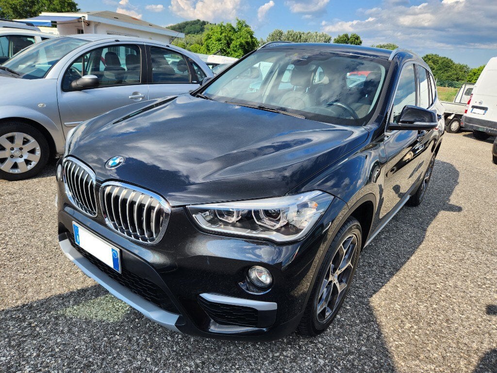 BMW - sDrive16d Advantage