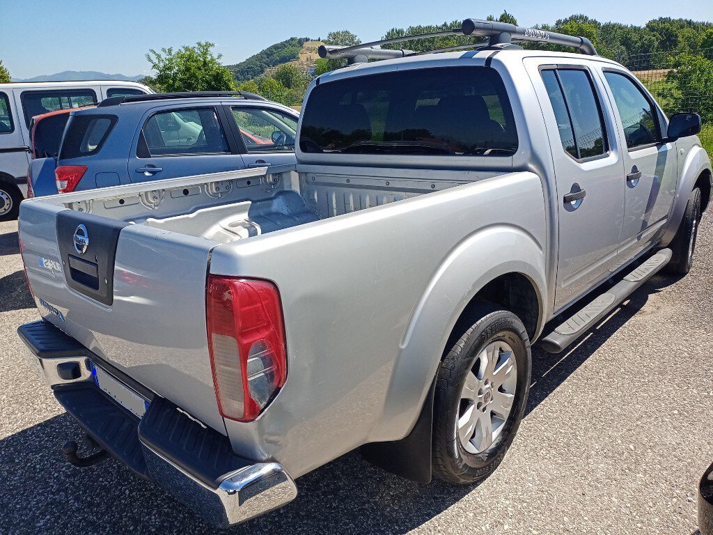 NISSAN - Navara 2.5 dCi 4 porte Double Cab SE