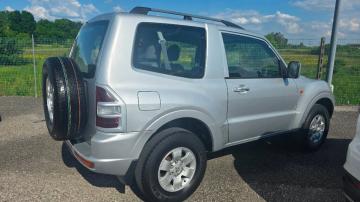 MITSUBISHI - Pajero 3.2 16V DI-D 3p. GLX (6 di 9)