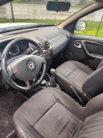 DACIA - Duster 1.5 dCi 110 CV 4x2 Lauréate (2 di 3)