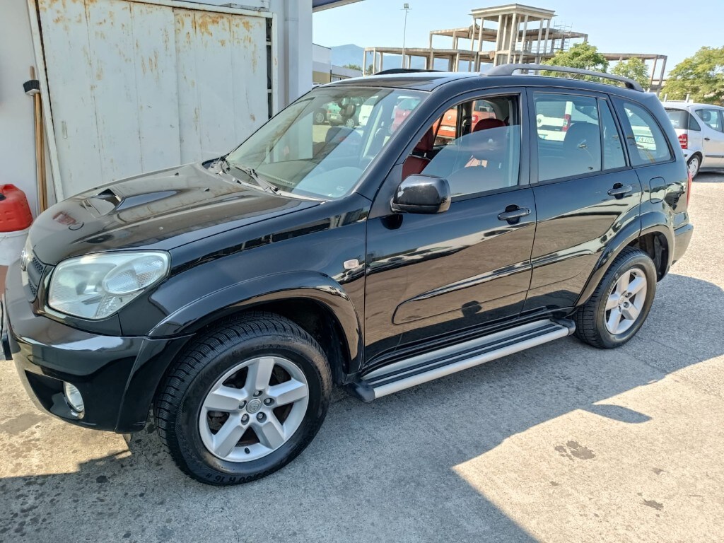 TOYOTA - RAV4 2.0 Tdi D-4D 5p. Sol