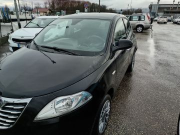 LANCIA - Ypsilon 0.9 T.Air 80 CV 5p. Met.Ec. Gol. (1 di 4)