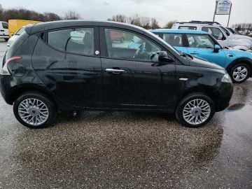 LANCIA - Ypsilon 0.9 T.Air 80 CV 5p. Met.Ec. Gol. (2 di 4)