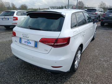 AUDI - A3 SPB 1.6 TDI 116CV S tronic Business (2 di 4)