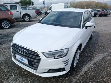 AUDI - A3 SPB 1.6 TDI 116CV S tronic Business (1 di 4)