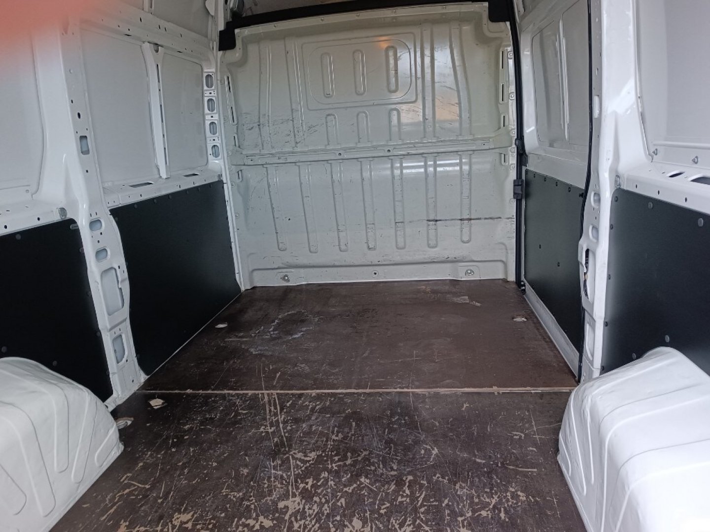 PEUGEOT Boxer 335 2.2 BlueHDi 140 S&S PM-TM Furgone