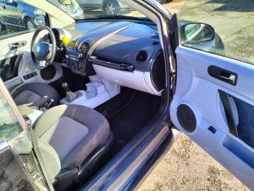 VOLKSWAGEN - New Beetle 1.9 TDI 101CV Cabrio (4 di 6)