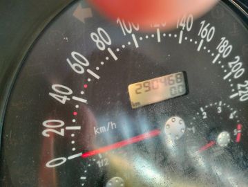 VOLKSWAGEN - New Beetle 1.9 TDI 101CV Cabrio (6 di 6)