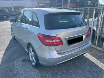 MERCEDES - B 200 CDI Premium (3 di 5)