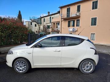 LANCIA - Ypsilon 1.2 69 CV 5p. GPL Ecochic Ele. (2 di 7)