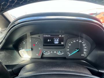 FORD - Fiesta Active 1.5 TDCi (9 di 16)