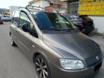 FIAT - Multipla 1.9 MJT Dynamic (2 di 8)
