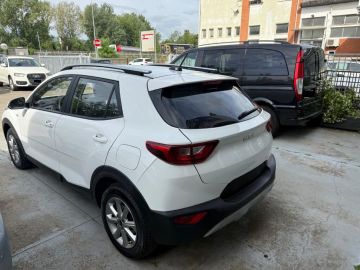 KIA - Stonic 1.2 DPI ECO GPL Urban (3 di 11)