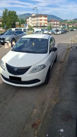 LANCIA - Ypsilon 1.2 69 CV 5p. Elefantino (2 di 4)