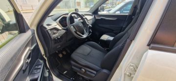 MAHINDRA - KUV100 1.2 VVT M-Bifuel(GPL) K6+ (4 di 5)