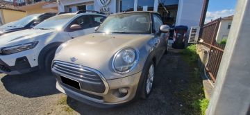 MINI - Mini 1.5 Cooper D Cabrio (3 di 7)