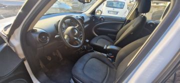 MINI - Mini Cooper D Countryman (4 di 7)