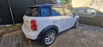 MINI - Mini Cooper D Countryman (3 di 7)