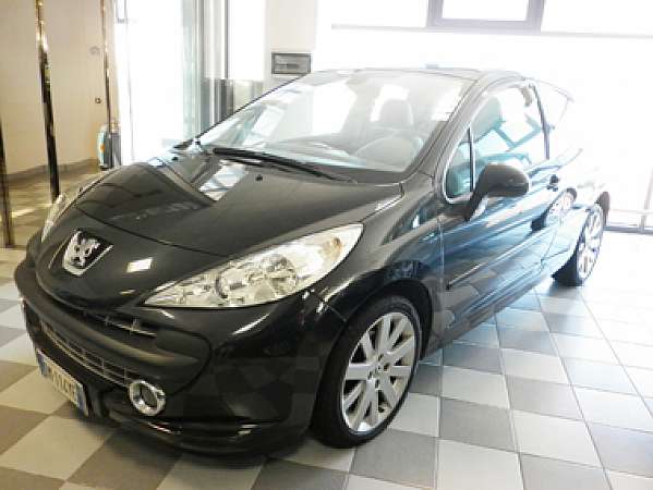 PEUGEOT 207