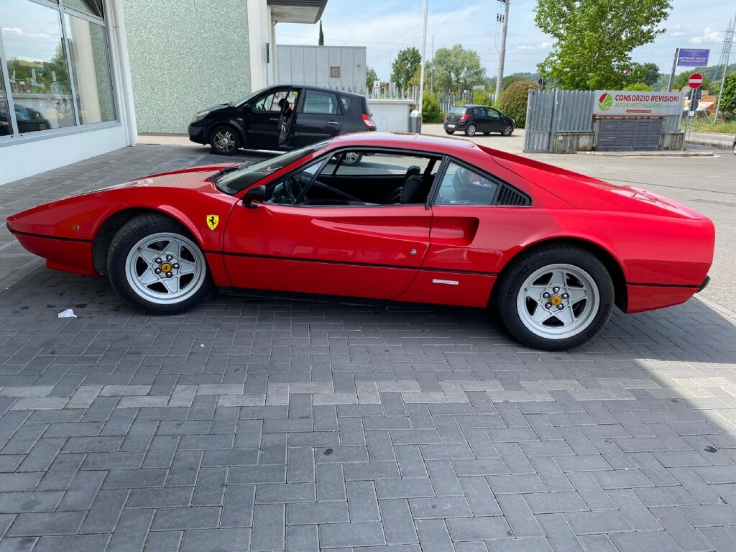 FERRARI 308 GTB