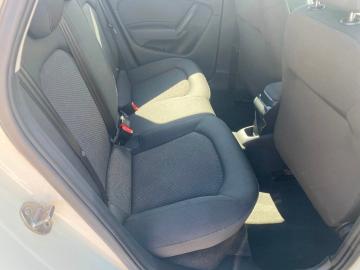 AUDI - A1 SPB 1.6 TDI Attraction (8 di 15)
