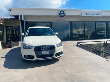 AUDI - A1 SPB 1.6 TDI Attraction (15 di 15)