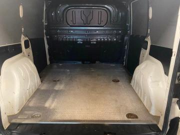 FIAT - Doblò 1.3 MJT PC-TN Cargo Lamierato SX 3 Posti (2 di 16)