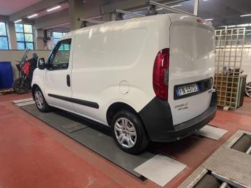 FIAT - Doblò 1.3 MJT PC-TN Cargo Lamierato SX 3 Posti (5 di 16)