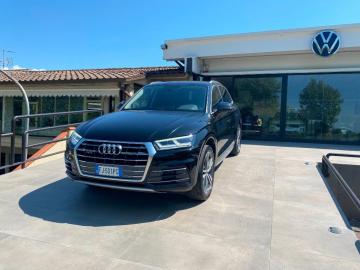 AUDI - Q5 2.0 TDI 190CV qu S tr. Business Sport (2 di 15)