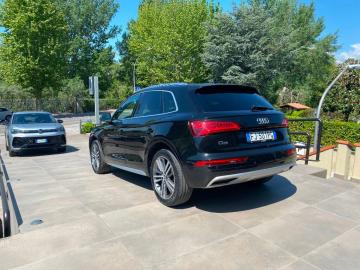 AUDI - Q5 2.0 TDI 190CV qu S tr. Business Sport (3 di 15)