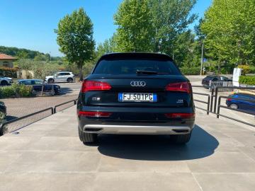 AUDI - Q5 2.0 TDI 190CV qu S tr. Business Sport (5 di 15)