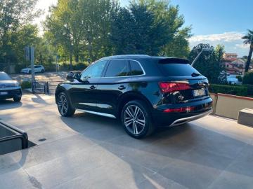 AUDI - Q5 2.0 TDI 190CV qu S tr. Business Sport (8 di 15)
