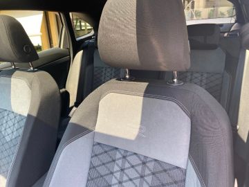 VOLKSWAGEN - 1.0 TSI 110 CV R-Line (12 di 15)