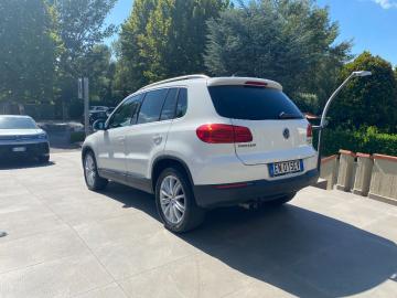 VOLKSWAGEN - Tiguan 2.0 TDI Plus 140 Sport&Style BMT (3 di 15)